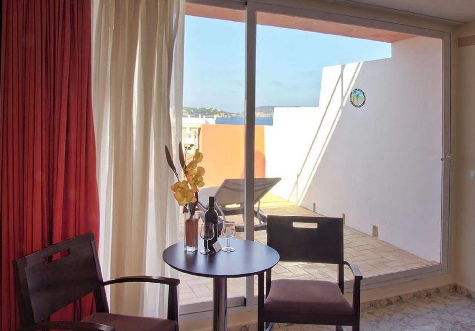 Fergus Paraiso Beach - Adults Only Ibiza Town Ngoại thất bức ảnh